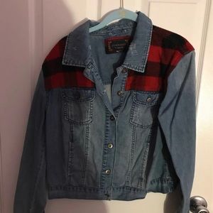 Buffalo plaid jean jacket need gone !
